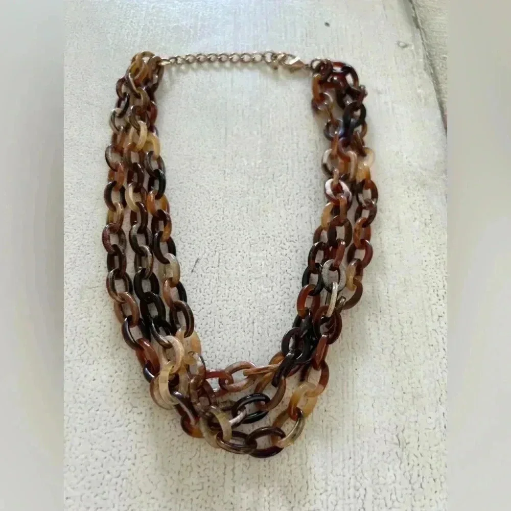 Tortoise Triple Strand Necklace - Picture 3 of 8